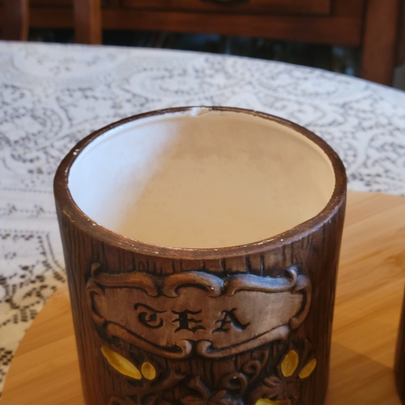 Vintage Treasure Craft tea and coffee canisters. - Picture 2 of 3